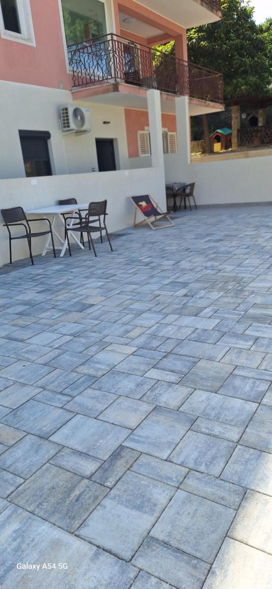 Apartments Roko 伊佐拉 外观 照片